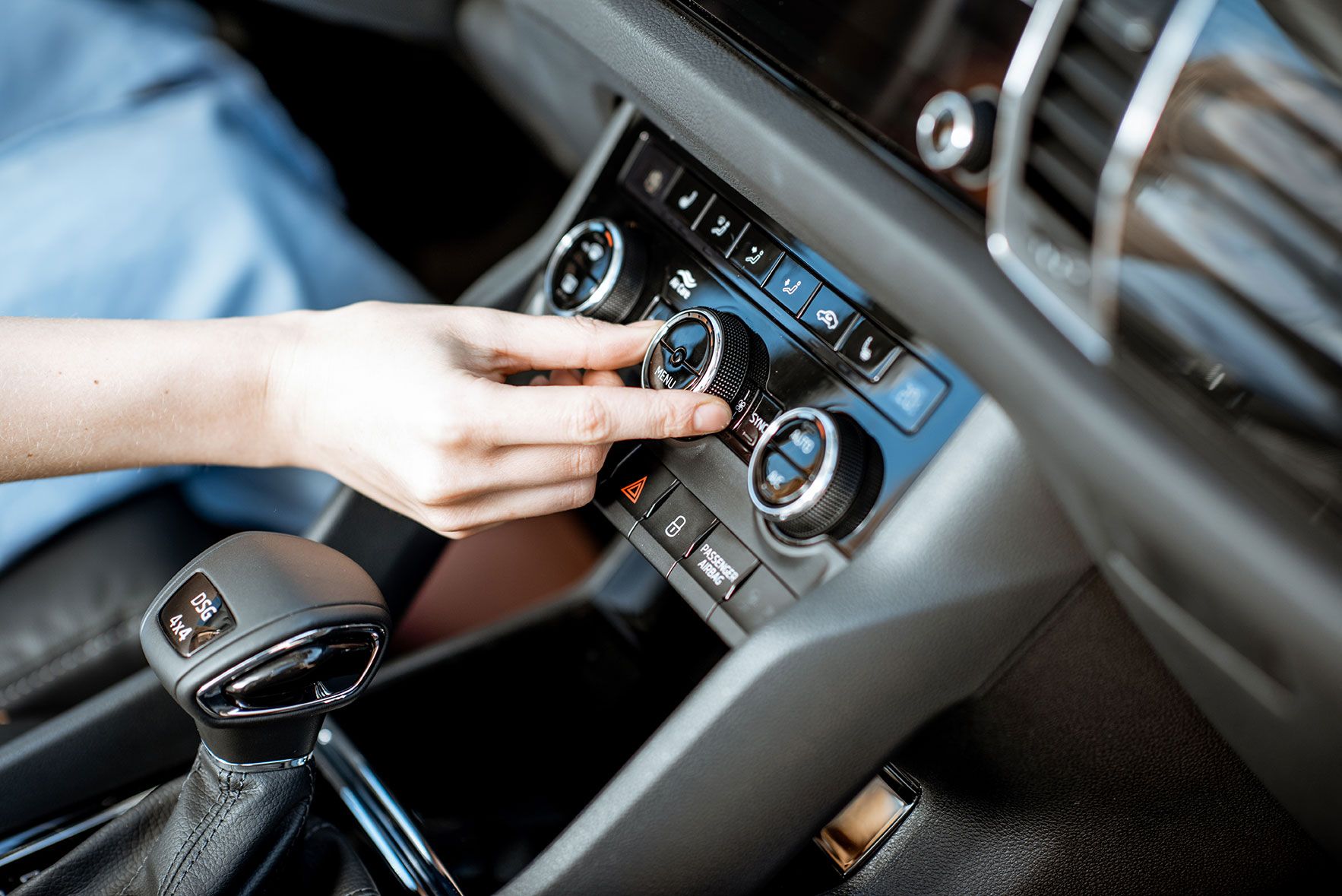 switching-air-conditioner-in-the-car