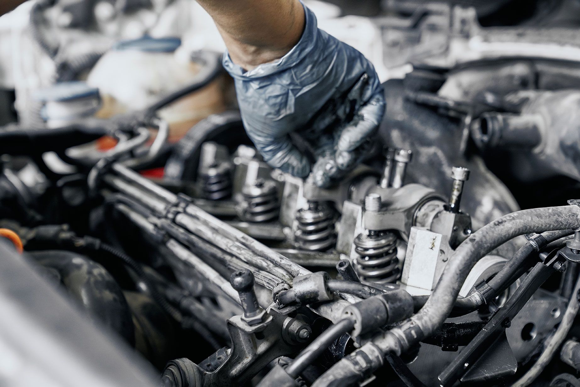 close-up-of-nozzles-in-diesel-engine-under-opened