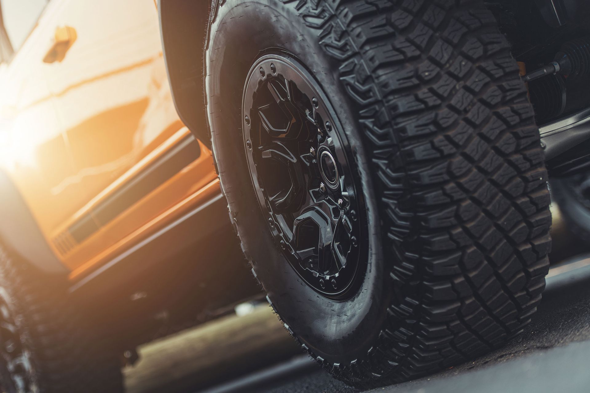 performance-off-road-wheels-and-tires-installed